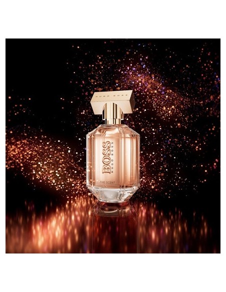 boss_para_mujer_boss_the_scent_for_her_eau_de_parfum_festive_set_regalo_30ml_y_loción_corporal_50ml_3616304197994_promocion