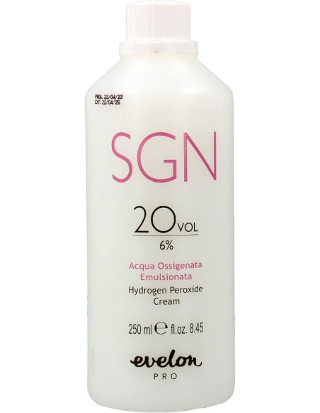 decolorante_evelon_pro_sgn_hydrogen_peroxide_20_vol._6_%_250ml_8008423001149_oferta