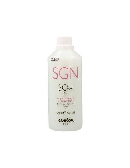 decolorante_evelon_pro_sgn_hydrogen_peroxide_30_vol_9_%_250ml_8008423001156_oferta
