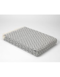 manta_alexandra_house_living_tinto_gris_180_x_260_cm_8434441075709_oferta 2