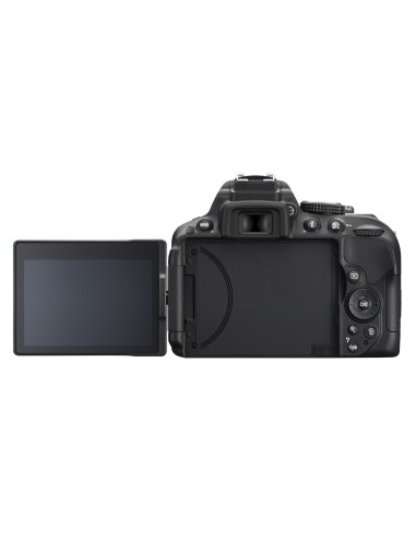 Nikon D5300 - Cámara réflex digital de 24.2 Mp (pantalla 3.2, estabilizador óptico, vídeo Full HD, GPS), color negro - kit con