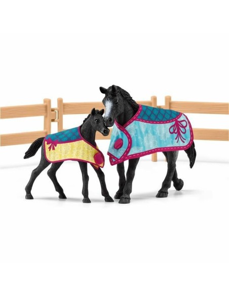 schleich_-_horse_club_-_horse_box_with_mare_and_foal_42611_4059433654034_promocion
