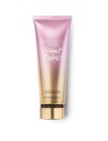 Victoria's Secret Velvet Petals Fragrance Loción Corporal 236ml