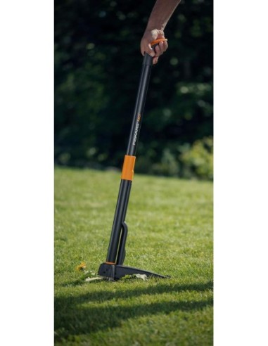 fiskars_extractor_de_malas_hierbas_xact_100_cm_con_mango_largo_y_mandíbulas_de_acero_inoxidable_6411501399502_barato