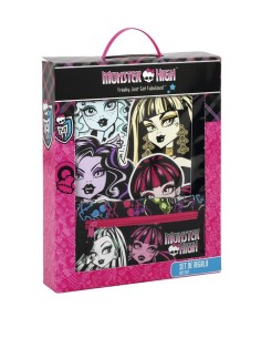 Monster high set regalo...