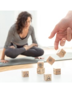 innovagoods_juego_de_dados_de_yoga_anandice_7_piezas_de_madera_con_manual_multilingüe_8435527815547_oferta 2
