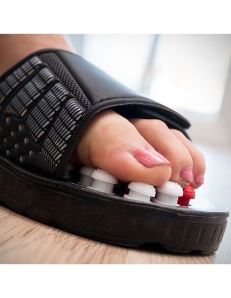 innovagoods_zapatillas_de_acupuntura_slicu_m_con_82_puntos_de_acupresión