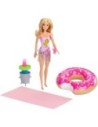 Mattel Barbie Fiesta en la Piscina Con Flotador Donut, Bañador, Pareo y Accesorios para Niñas A Partir de 3 Años