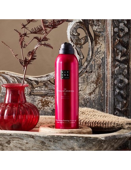 rituals_ayurveda_foaming_shower_gel_200ml_espuma_de_ducha_con_rosa_de_la_india_y_aceite_de_almendras_dulces_8719134160826_promoc