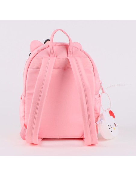 _diseño_juvenil_con_estampado_icónico