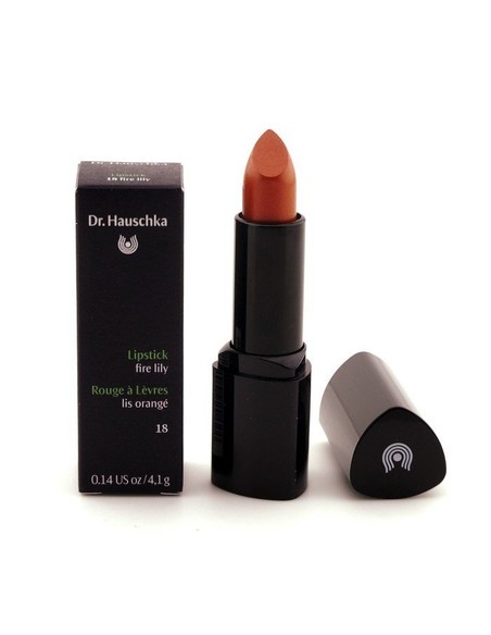 dr_hauschka_lipstick_18_fire_lily_4