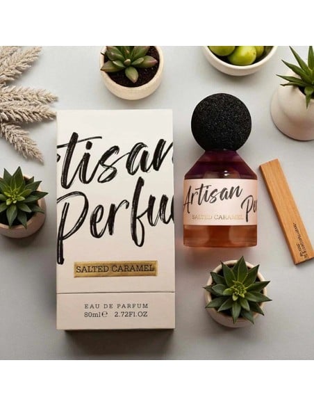 fragrance_world_salted_caramel_edp_80_ml_unisex_eau_de_parfum_con_notas_gourmand_y_frescura_marina_6290360378909_promocion