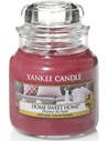 Yankee Candle Home Sweet Home Vela Aromática en Frasco Pequeño Rosa 104g