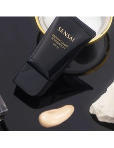 sensai_radiant_glow_foundation_spf10_#102-ivory_beige_30_ml_base_de_maquillaje_líquida_hidratante_luminosa_4973167593479_oferta 2
