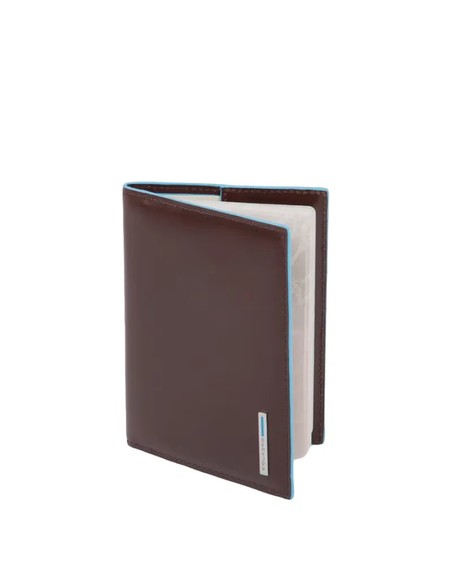 piquadro_passport_holder_42023100_-_cartera_pasaporte_cuero_8024671551328_oferta