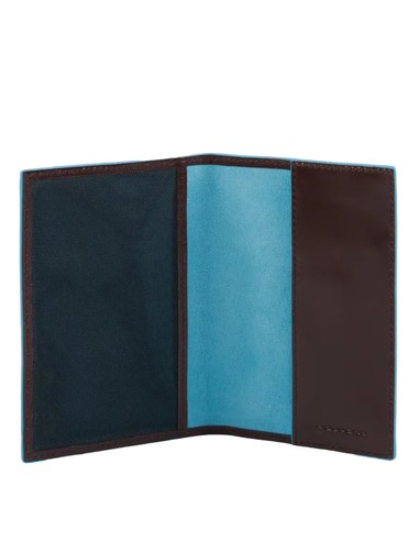 piquadro_passport_holder_42023100_-_cartera_pasaporte_cuero_8024671551328_promocion