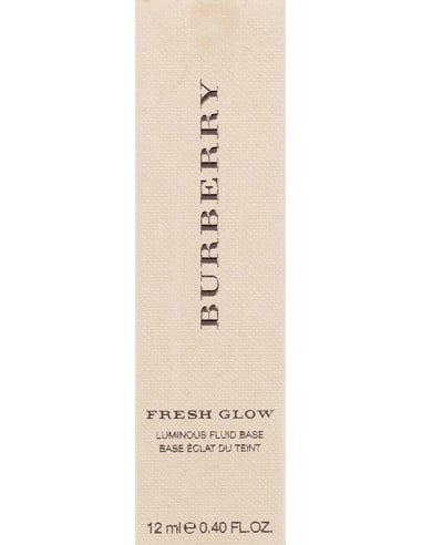 burberry-fresh-glow-luminous-fluid-base-01-nude-radiance-bas_5045498728833_promocion