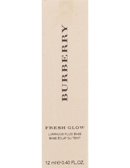 burberry-fresh-glow-luminous-fluid-base-01-nude-radiance-bas_5045498728833_promocion