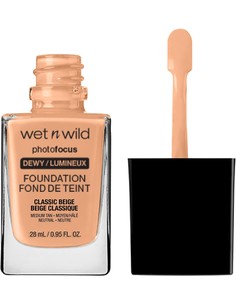 wet-n-wild-photo-focus-dewy-lumineux-base-classic-beige-base_0077802116093_oferta 2