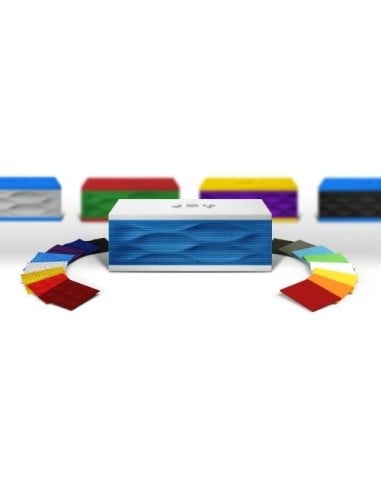 altavoz inalámbrico jambox azul con tapas blancas jawbone