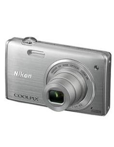 Kit camara digital nikon coolpix s5200 plata 16 mp litio zo 6x  hd 3d lcd 3" wifi + estuche + 5 años