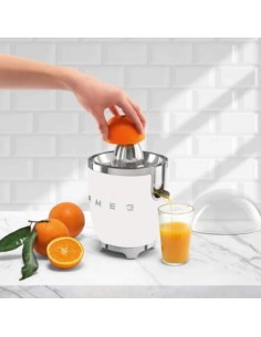 Oferta Exprimidor SMEG 50's Style 70W CJF01WHEU Blanco kiwiku 2