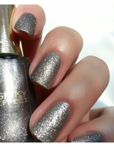 Mejor Precio en L'Oreal  L'oreal color riche esmalte de uñas 5ml - 891 noir whisper