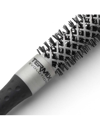termix_cepillo_evolution_basic_17mm_8436007232885_promocion