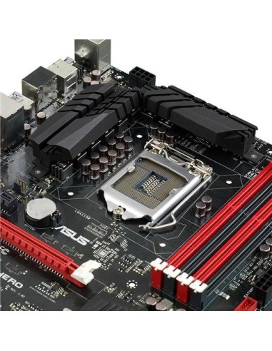 Asus MAXIMUS VI EXTREME - Placa base (Socket Intel 1150, 4 x DDR3 hasta 32 GB, 4 x SATA, panel de monitorización): Kiwiku.com: I