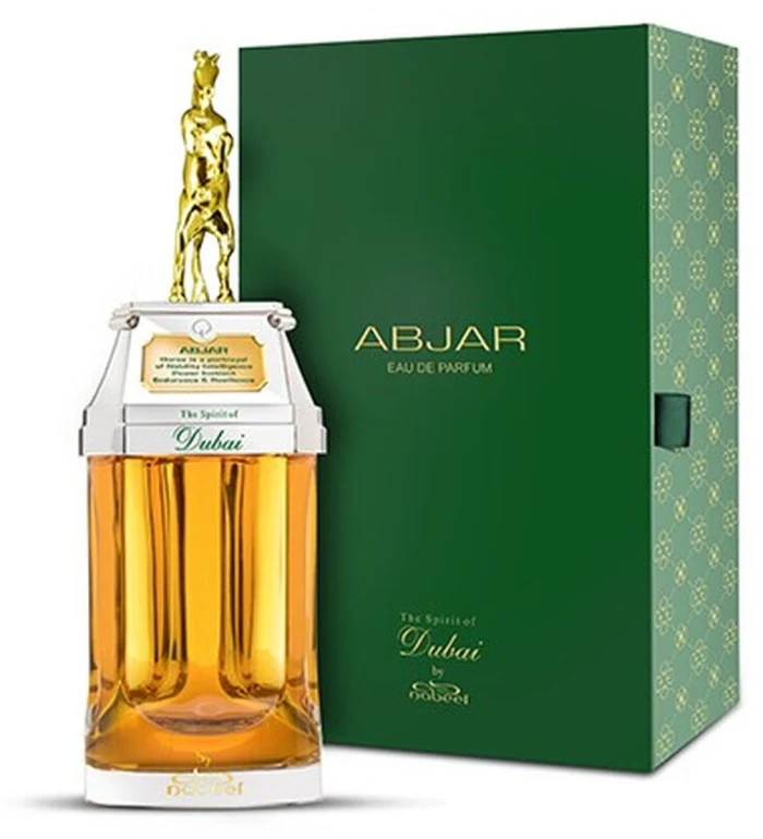 The Spirit of Dubai Abjar, con el caballo dorado en el tapón, y su estuche verde