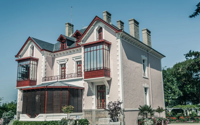 Villa Les Rhumbs, casa de la infancia de los Dior y museo Christian Dior en Granville